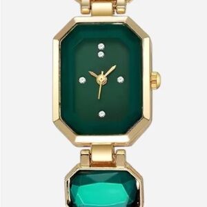 Elegant Gold and Green Women's Watch